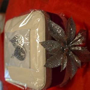 Beige Travel Jewelry Organizer Box w/ Sterling. Silver Earring